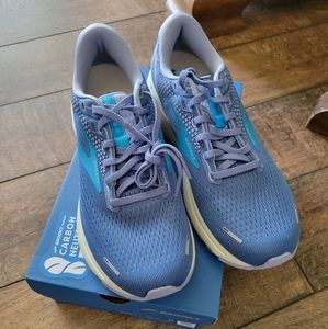 Brooks Ghost 14 New in Box